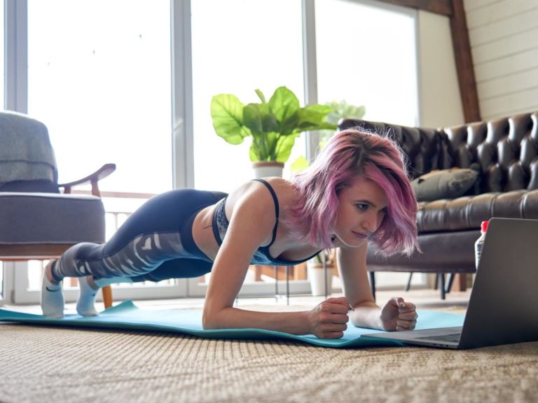 teen planks to boost self-esteem