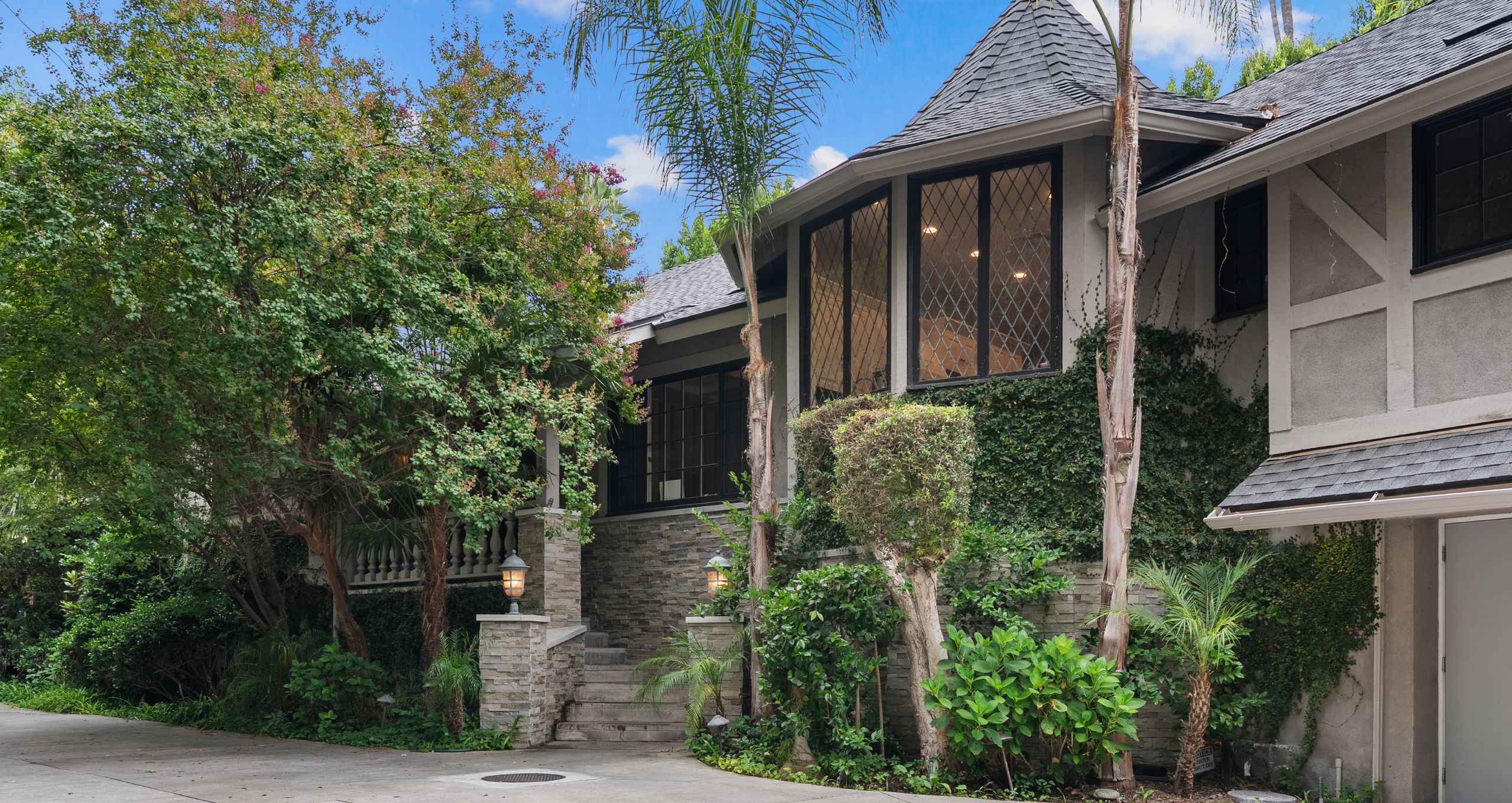 Disordered Eating at Kallos House 1